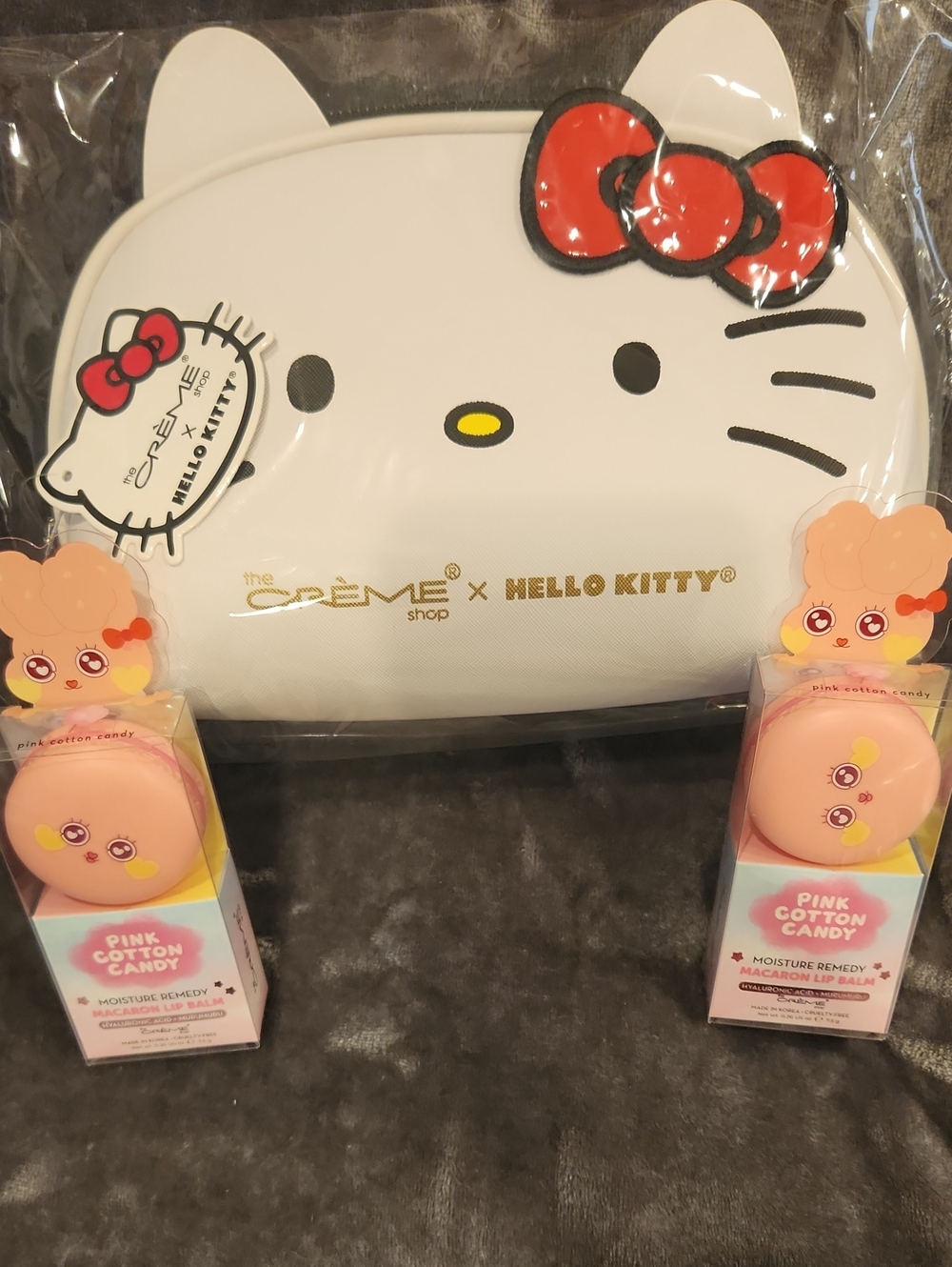 Hello Kitty White Cosmetic Pouch with Red Bow and 2 Pink Lip Balms NWT